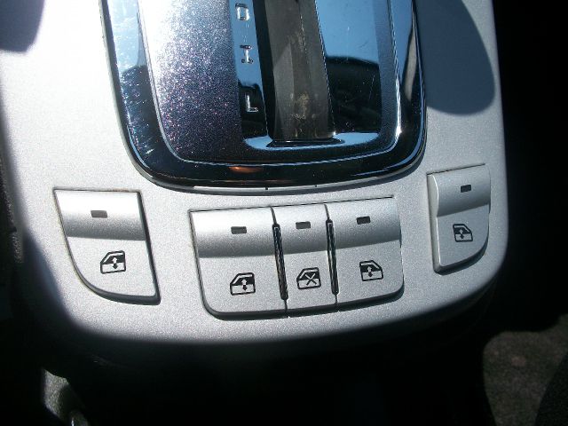 2007 Pontiac Torrent EX - DUAL Power Doors