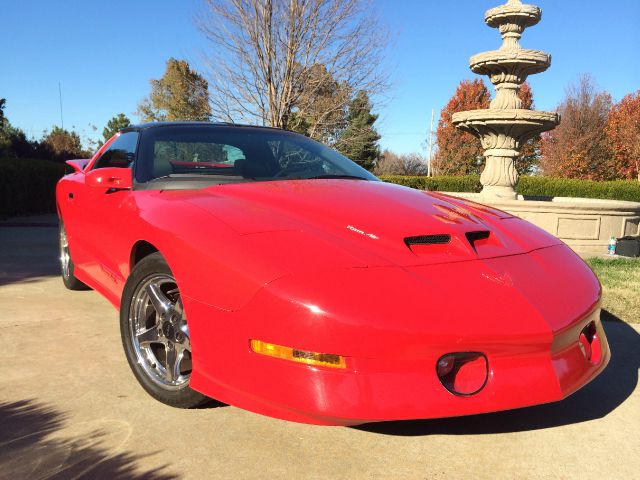 1996 Pontiac TRANS AM 4dr Sdn V6 CXL