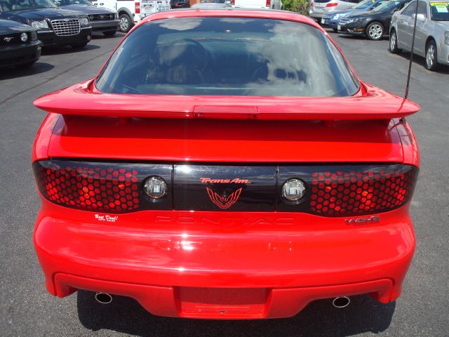 2000 Pontiac TRANS AM 4DR 2500 4WD BASE