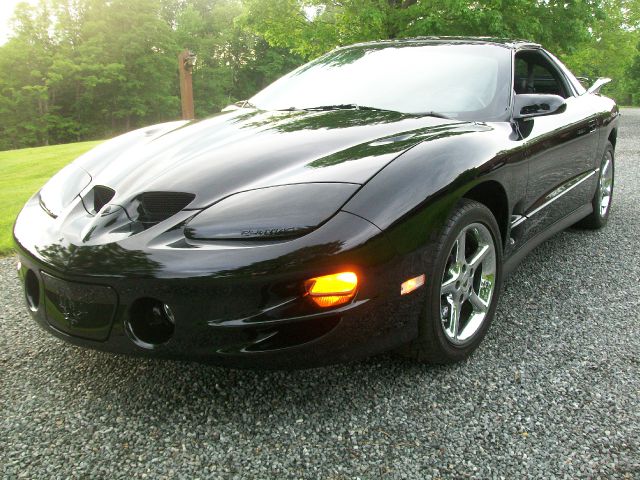 2002 Pontiac TRANS AM SE V8