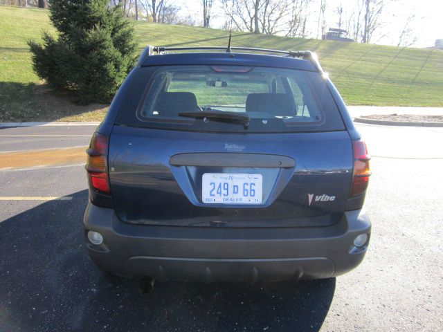 2003 Pontiac Vibe Base