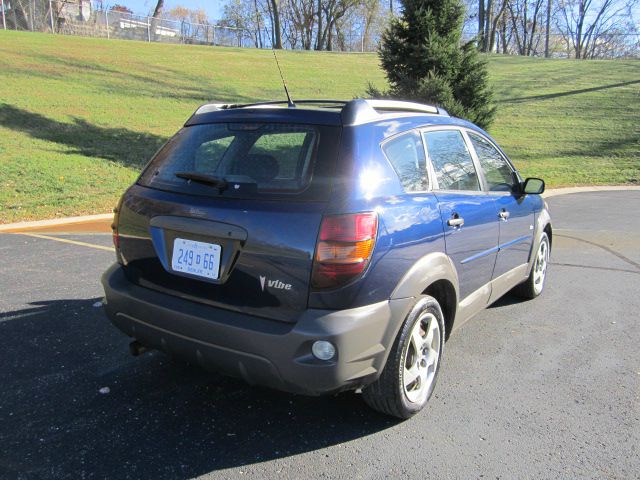 2003 Pontiac Vibe Base