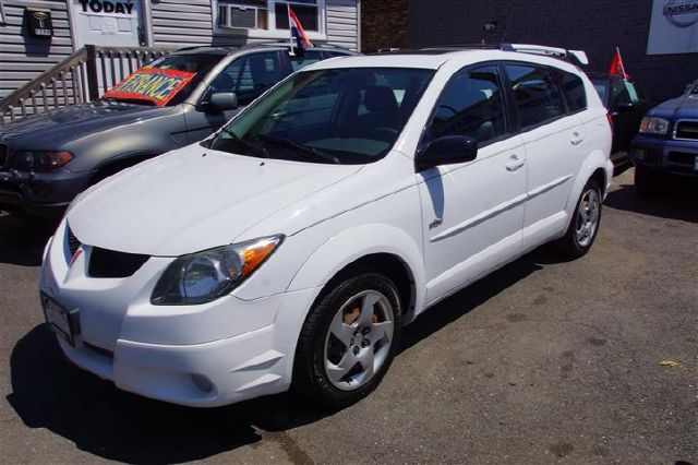 2003 Pontiac Vibe Base