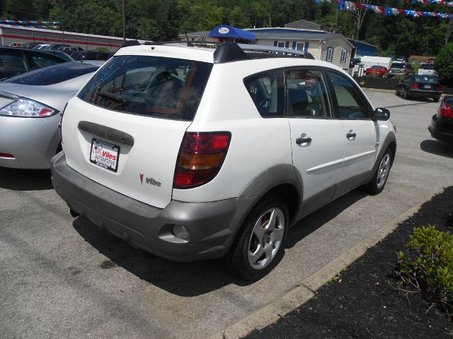 2003 Pontiac Vibe Base
