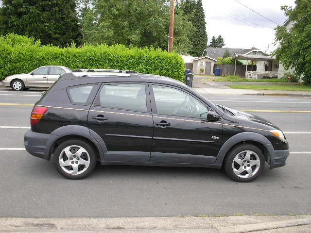2003 Pontiac Vibe Base