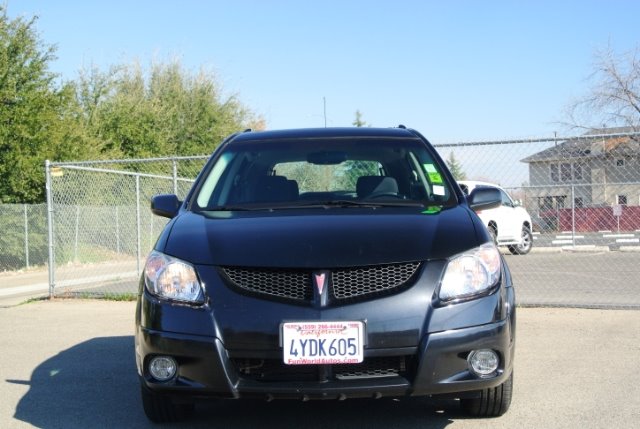 2003 Pontiac Vibe Base