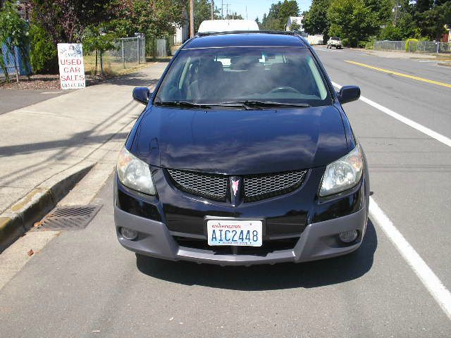 2003 Pontiac Vibe Base