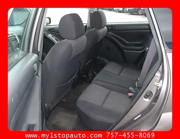 2003 Pontiac Vibe Base