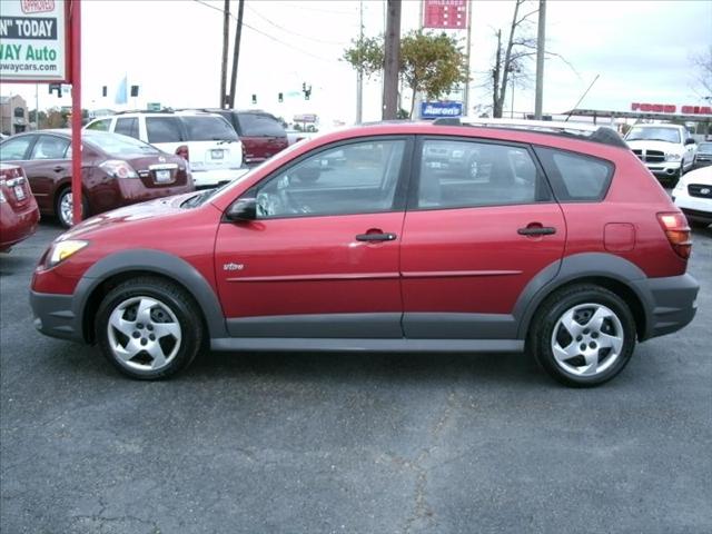 2004 Pontiac Vibe Club Coupe Wideside 141.5