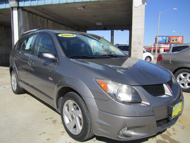2004 Pontiac Vibe Base