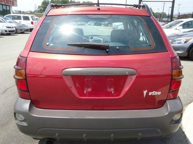 2004 Pontiac Vibe Base