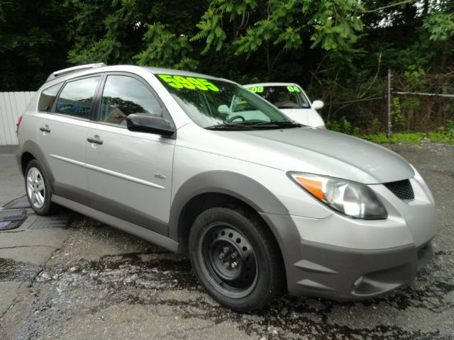2004 Pontiac Vibe Base