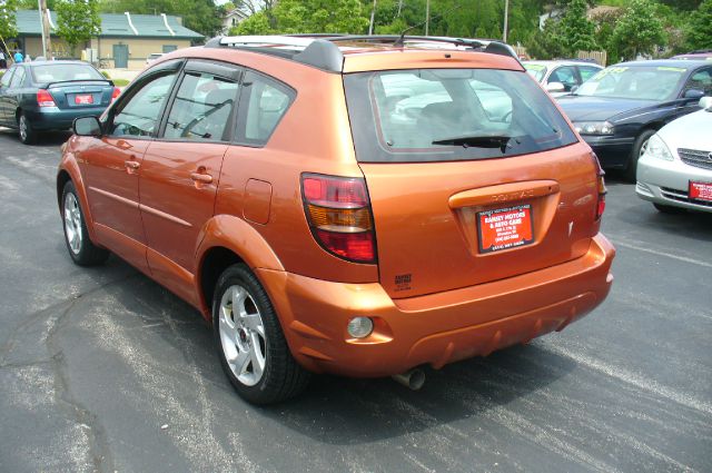 2004 Pontiac Vibe Base