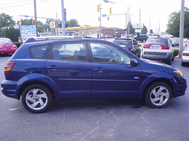 2004 Pontiac Vibe XLS 4WD Luxury W/navigation