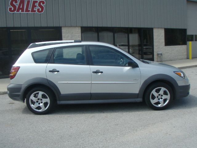 2004 Pontiac Vibe Base