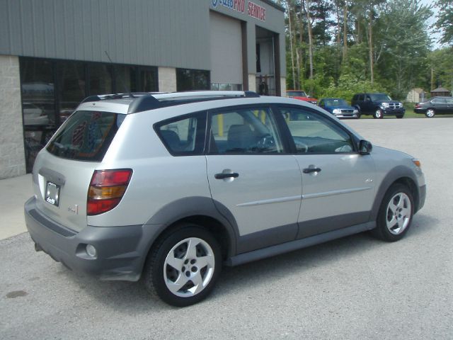 2004 Pontiac Vibe Base