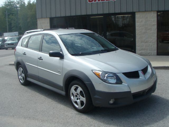 2004 Pontiac Vibe Base