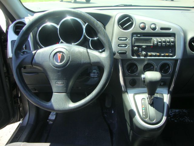 2004 Pontiac Vibe Base