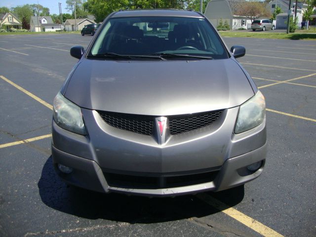 2004 Pontiac Vibe Base