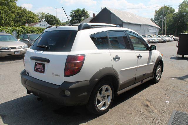 2004 Pontiac Vibe Base