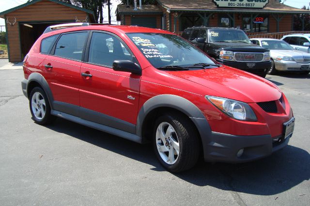 2004 Pontiac Vibe Base