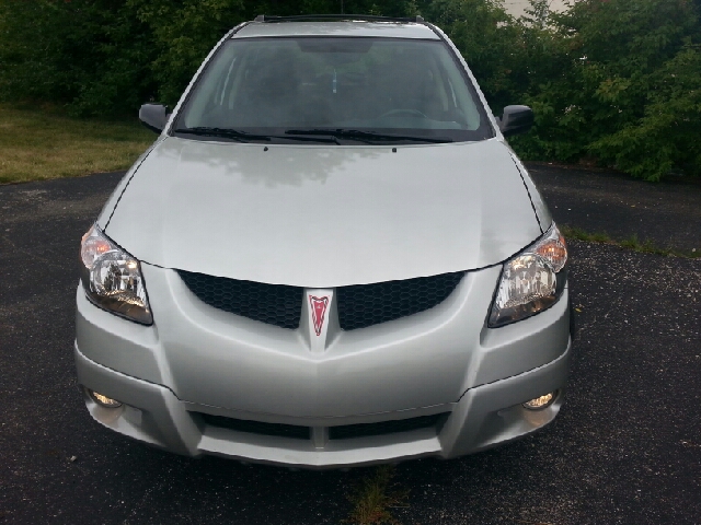 2004 Pontiac Vibe Base