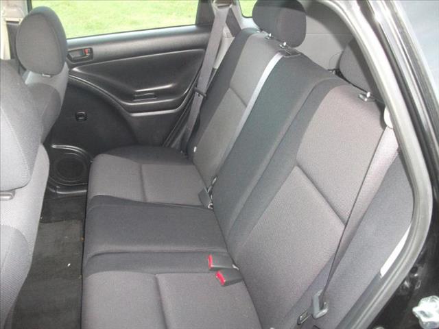 2004 Pontiac Vibe Club Coupe Wideside 141.5