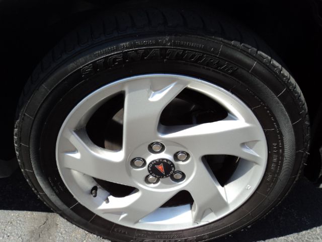 2004 Pontiac Vibe 1 Owner