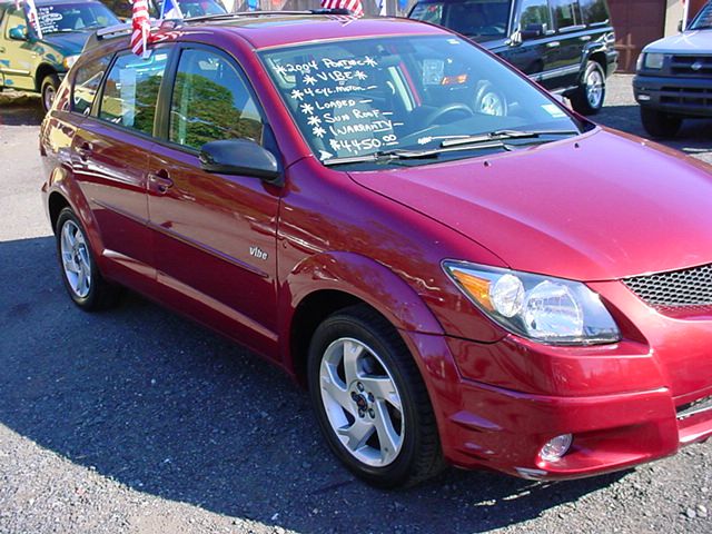 2004 Pontiac Vibe Base