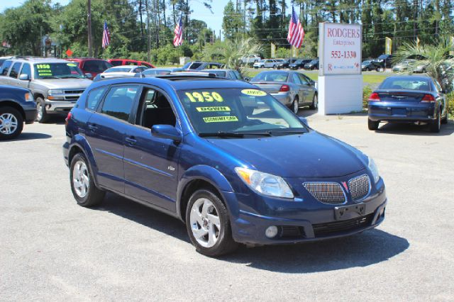 2005 Pontiac Vibe Base