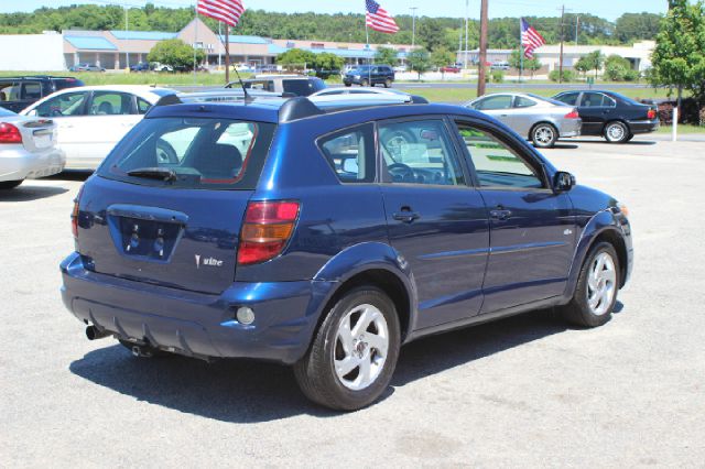 2005 Pontiac Vibe Base