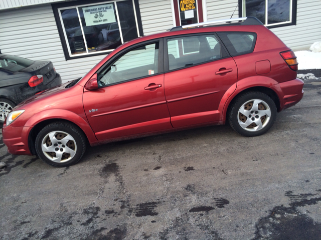 2005 Pontiac Vibe Base