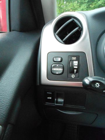 2005 Pontiac Vibe Unknown