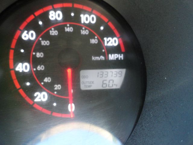 2005 Pontiac Vibe Base