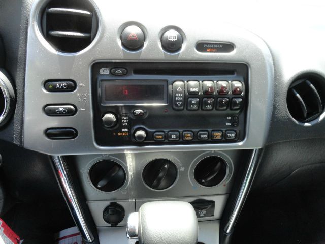 2005 Pontiac Vibe Base