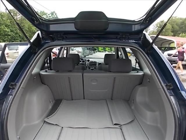 2005 Pontiac Vibe Club Coupe Wideside 141.5