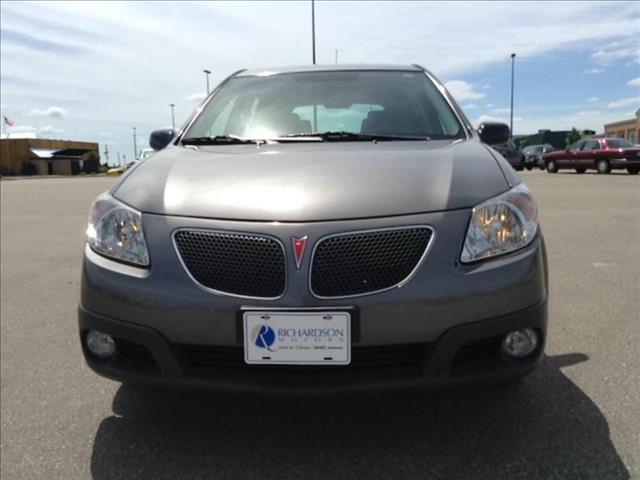 2005 Pontiac Vibe Base