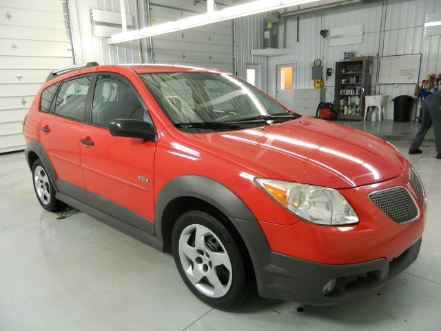 2006 Pontiac Vibe Base