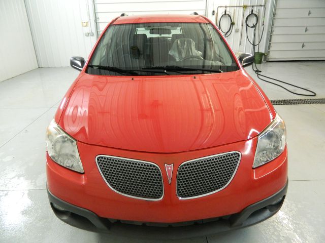 2006 Pontiac Vibe Base