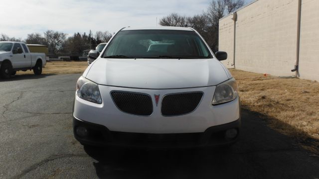 2006 Pontiac Vibe Base