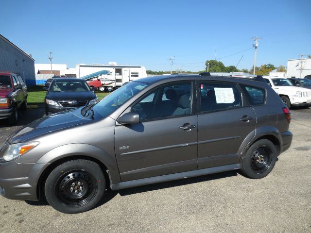 2006 Pontiac Vibe Base
