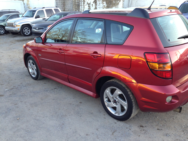 2006 Pontiac Vibe Base