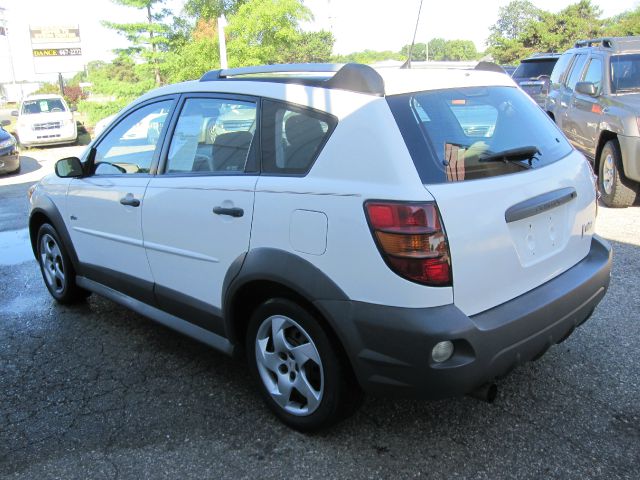 2006 Pontiac Vibe Base