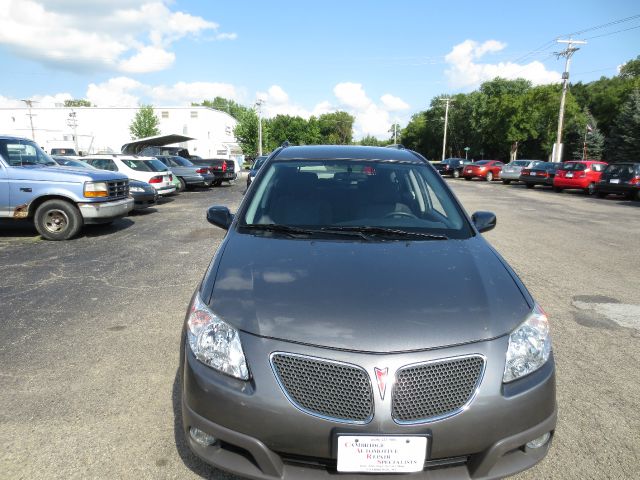 2006 Pontiac Vibe Base