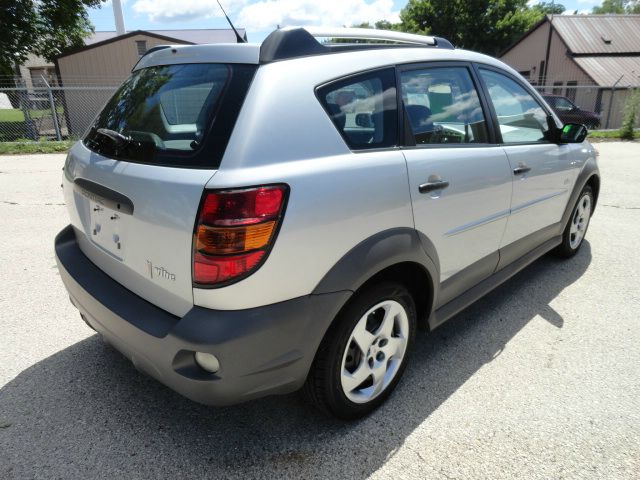 2006 Pontiac Vibe Base