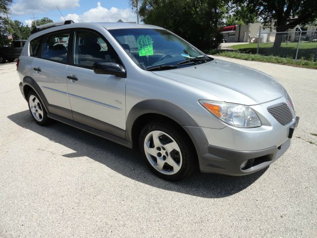 2006 Pontiac Vibe Base