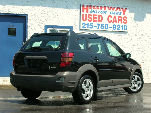 2007 Pontiac Vibe Base