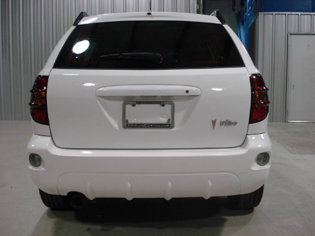 2007 Pontiac Vibe Base