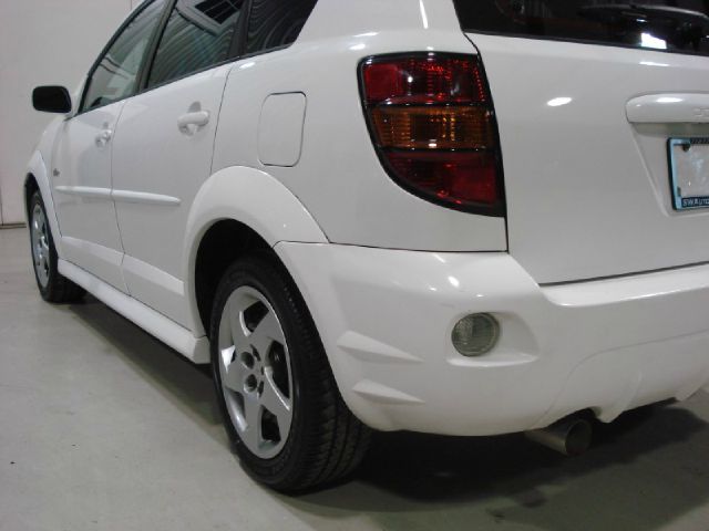 2007 Pontiac Vibe Base