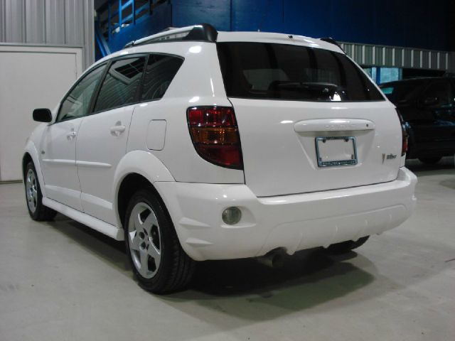 2007 Pontiac Vibe Base